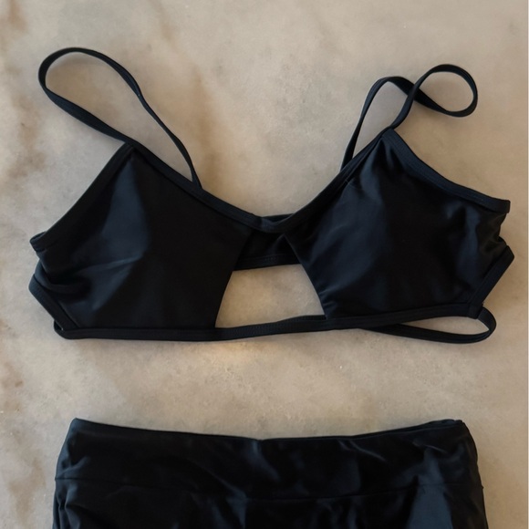 NWT Sanori Swim Black São Paulo Bikini Top - Picture 6 of 8